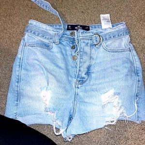 Hollister shorts!